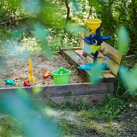 Pod Lasem Dom wakacyjny Ludwinow