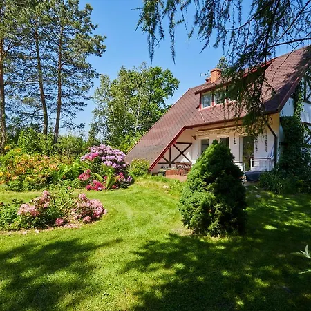 Pod Lasem Dom wakacyjny Ludwinow