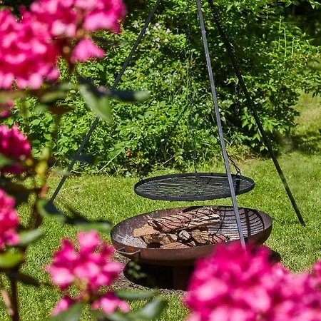 Semesterbostad Pod Lasem *